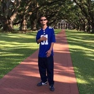 Meet your Posher, Wilfredo